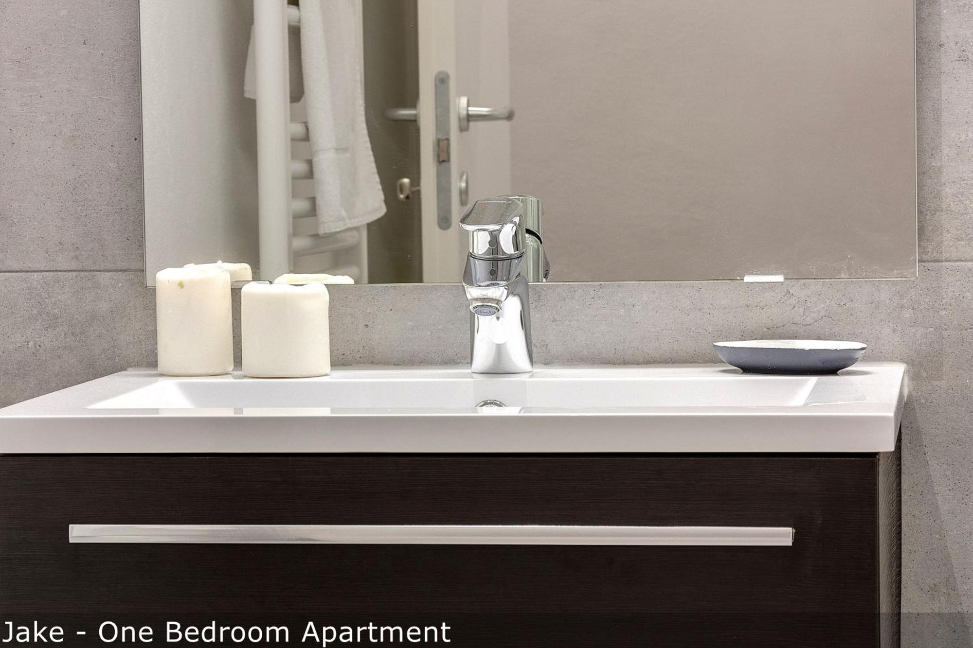 Jake & Francis Apartments By Mamo Florence Ngoại thất bức ảnh